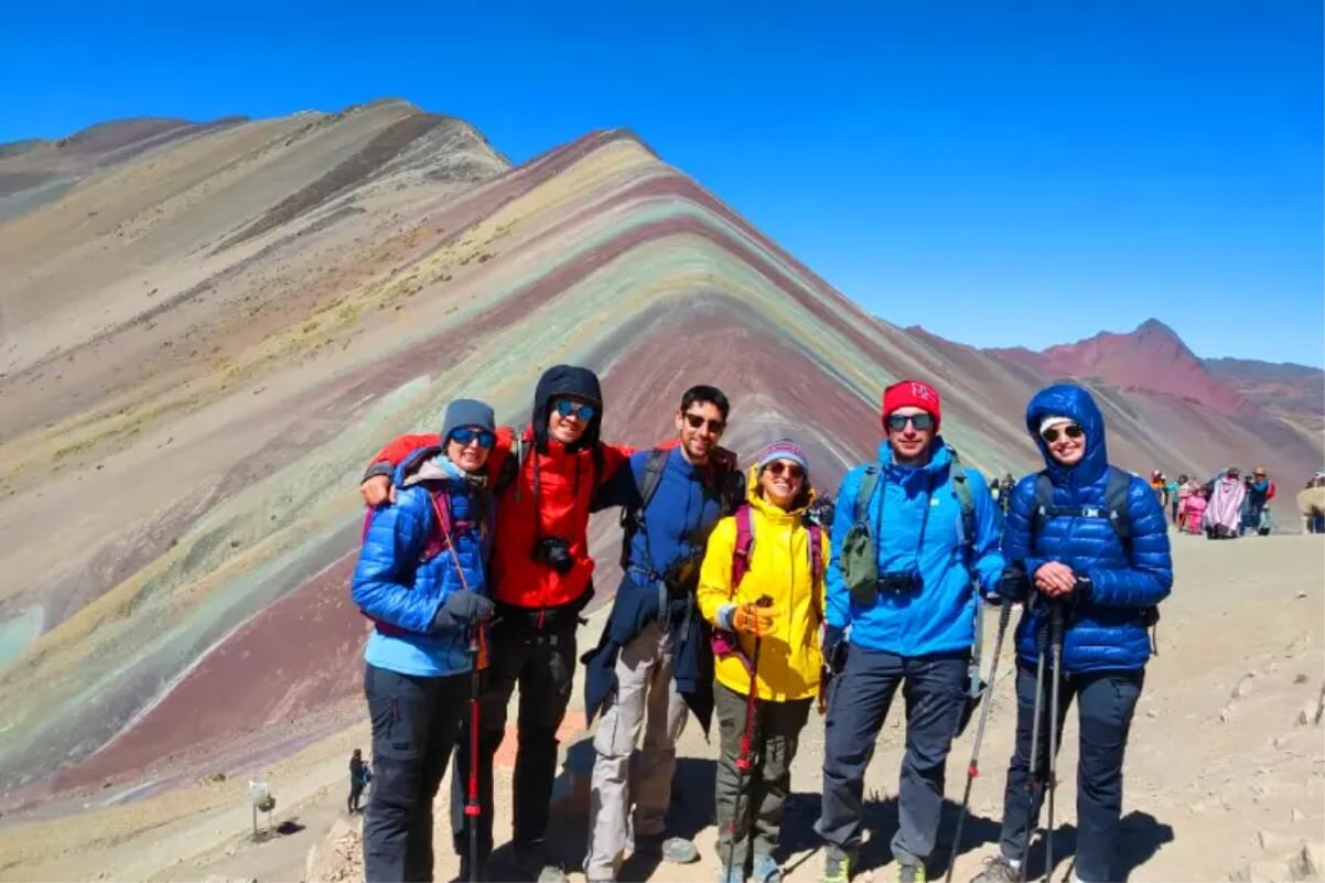 Cusco-vinicunca-rainbow-mountain-comfort-peru-travel