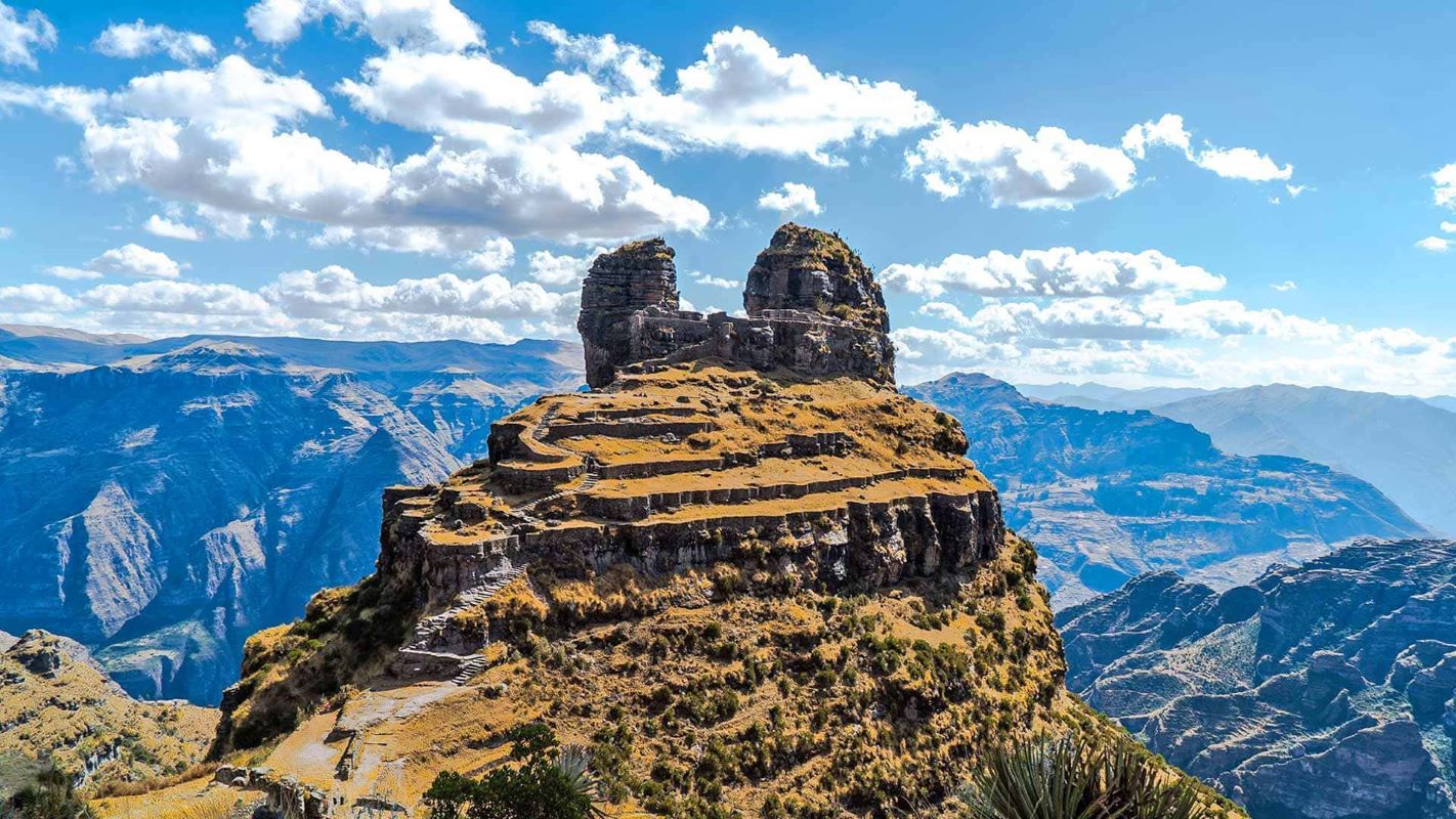 cusco-destino-waqrapukara-comfort-peru-travel-brasil