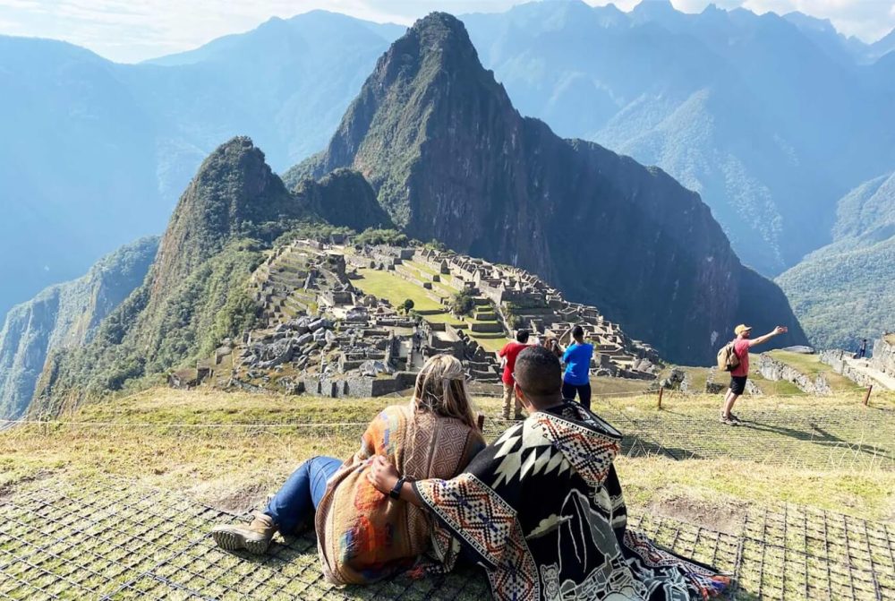aguas-calientes-machu-picchu-comfort-peru-travel-brasil1